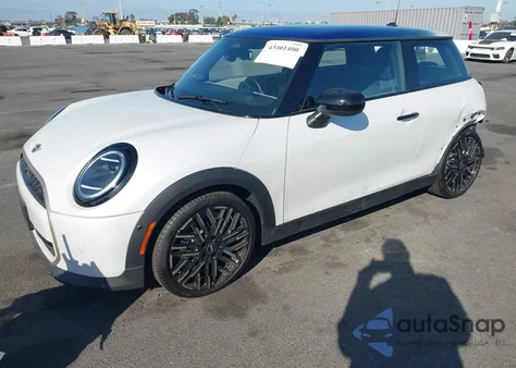 2025 Mini Hardtop Cooper from USA, damaged, VIN WMW13GD00S2W45606